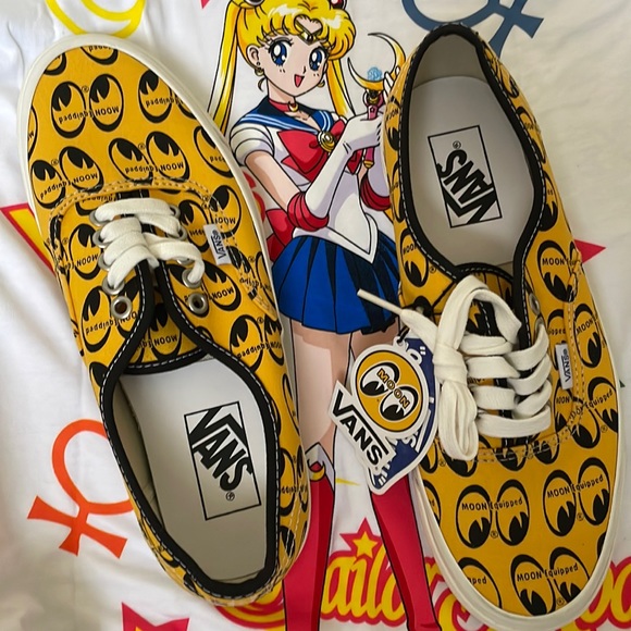 vans x mooneyes '22 - Picture 1 of 1